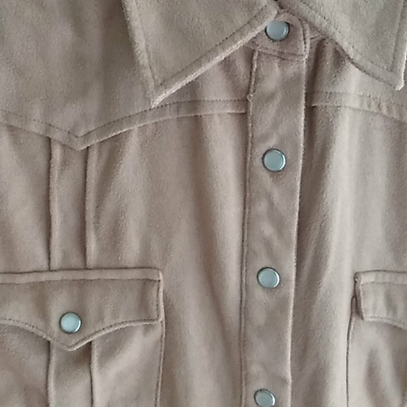 Faux suede button down DCC size M - Picture 4 of 4
